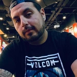 Meet your Posher, Chris